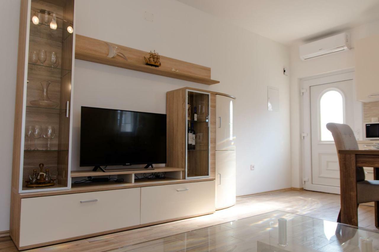 Apartman Kuzmanic Apartment Kaštela Екстериор снимка